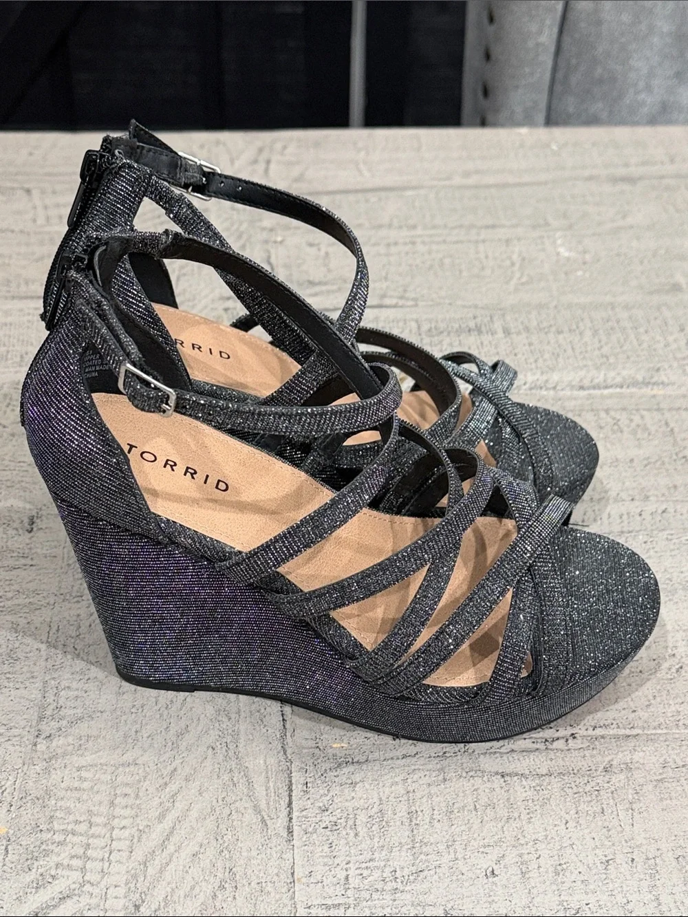 torrid Black Glitter Strappy Wedge Sandals 8.5